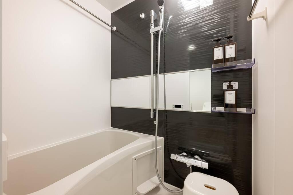 Apartament 24年9月オープン 白山駅5分 収容2人 丸貸し切り 201室 *